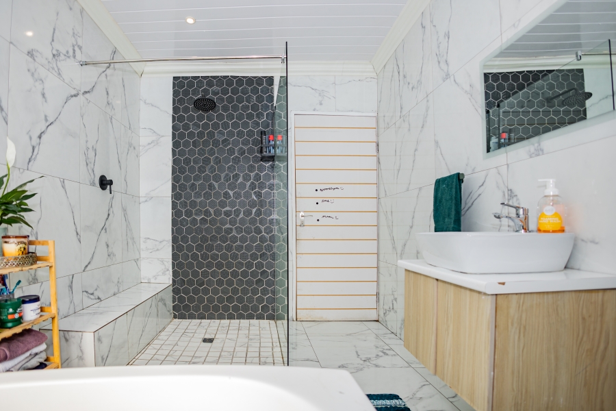 3 Bedroom Property for Sale in Belhar Western Cape